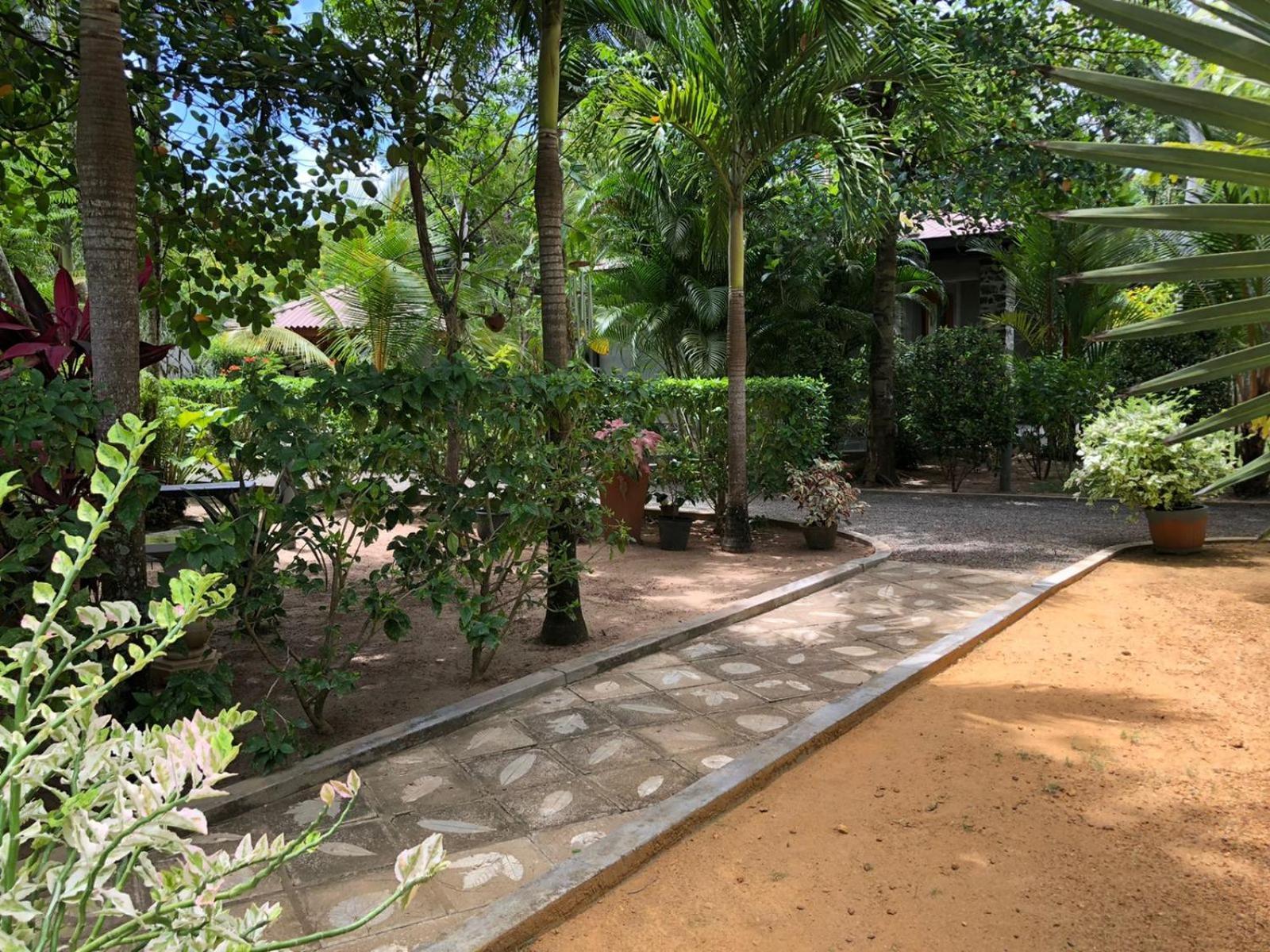 אינדורואה Avalon Village Resort חדר תמונה
